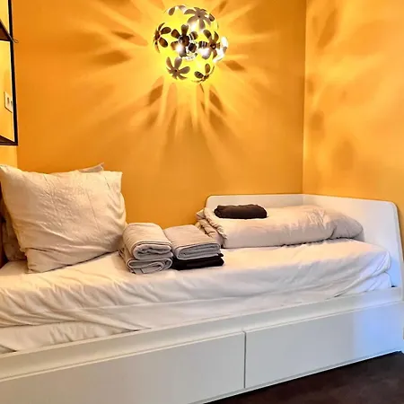 Apartment 1 Min Beachfront & Sea View Sleeps 6