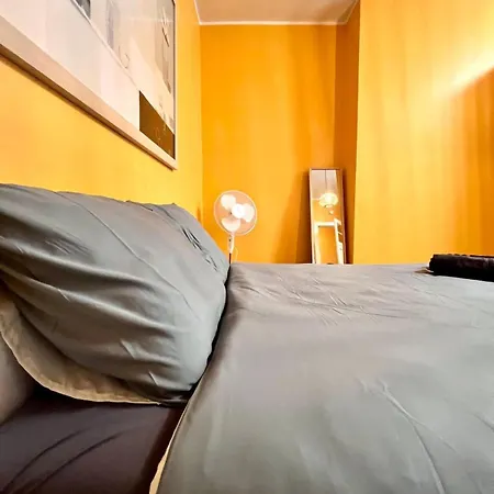1 Min Beachfront & Sea View Sleeps 6 De Panne